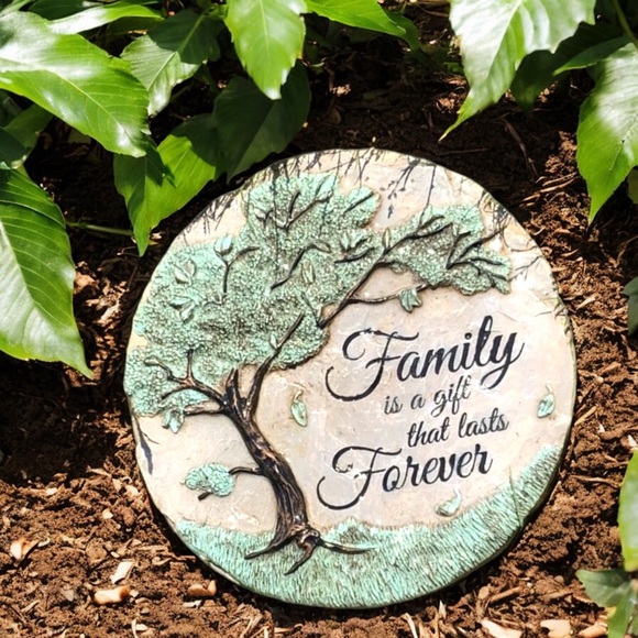 Carson Home Accents Garden Stone-Keynote Collection-“Family Is A Gift Forever” - Picture 12 of 16